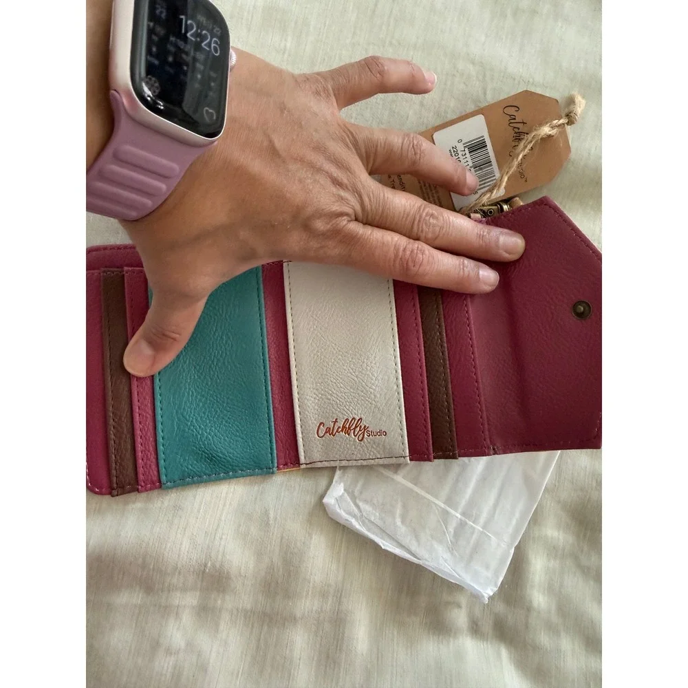 Catchfly Studio NWT RFID Mini Wallet Wristlet Gold Floral Boho Wester